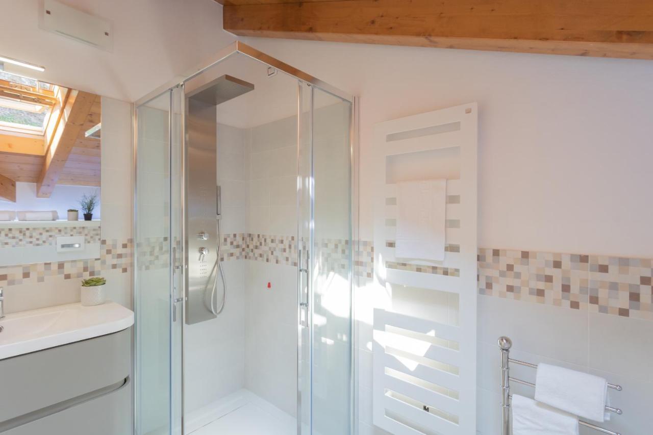 Dream Lake Apartments Lake View - Private Beach By Rent All Como Lezzeno Exterior foto